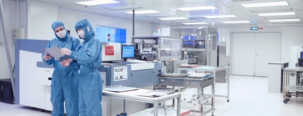 專(zhuān)業(yè)地坪與智能電子產(chǎn)品的技術(shù)開(kāi)發(fā) 融合創(chuàng)新與未來(lái)趨勢(shì)